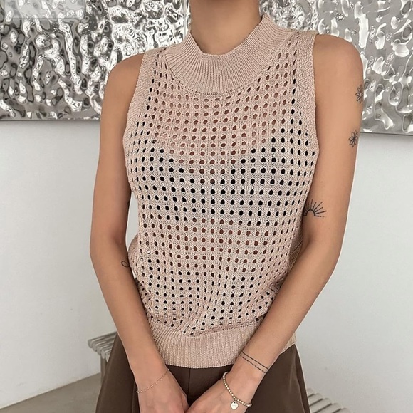 Hollow out knit crochet mock neck top - Picture 4 of 6